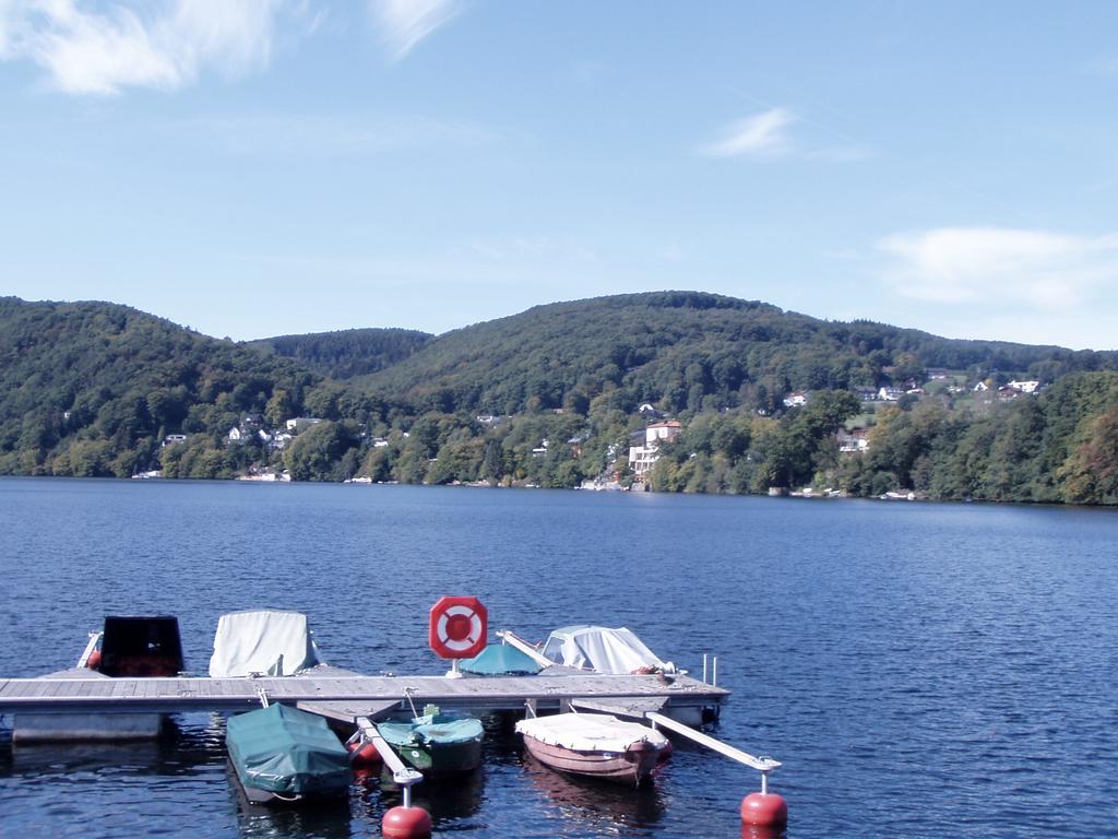 Gaestehaus Burg Molbach Kreuzau ภายนอก รูปภาพ